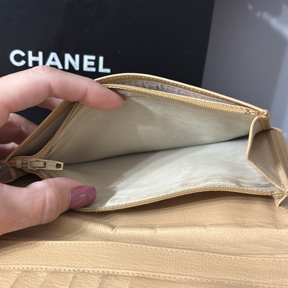 Chanel Bifold Wallet & Box - Picture 6 of 15